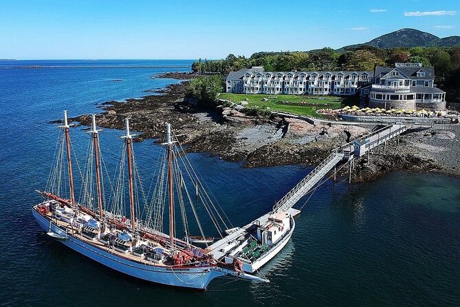 1.5 to 2-Hr Windjammer Sailing Trip in Maine w/ Licensed Captain - Sunset departures and seasonal timing
