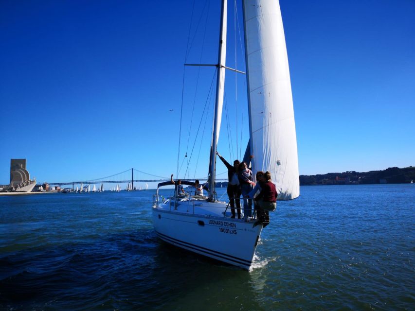 1 Hour Private - Lisbon: Sailing Tour With Wine and History - Why Lisbon makes sense from a sailboat