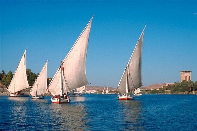 1 -Hour Sailing Egyptian felucca ride on the Nile in Cairo - A quiet hour beside Cairo