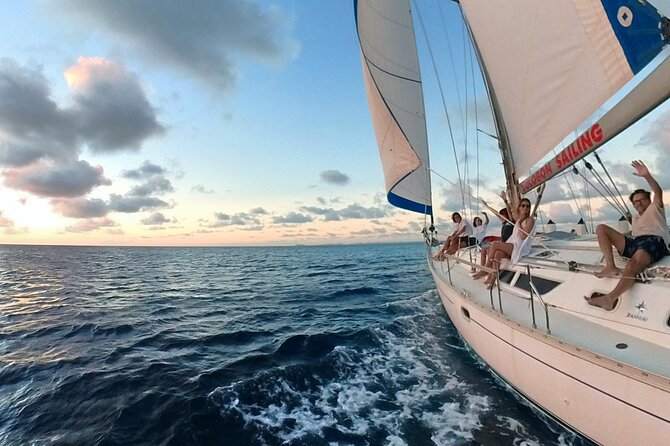 100% Private Sunset Sail on the most spacious monohull of Bonaire - What the reviews reveal about the crew