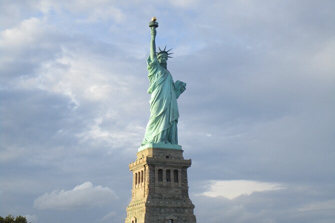 2.5-hour Guided Sailboat Tour - The Quiet Is a Major Part of the Experience