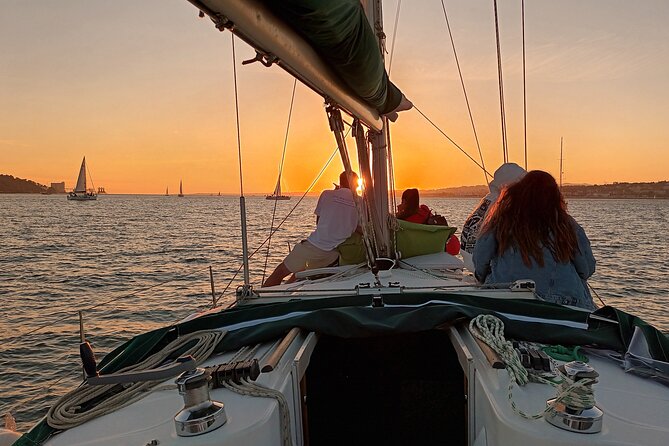 2-Hour Lisbon Sunset Sailing Tour - Sailing Toward Torre de Belém at Sunset