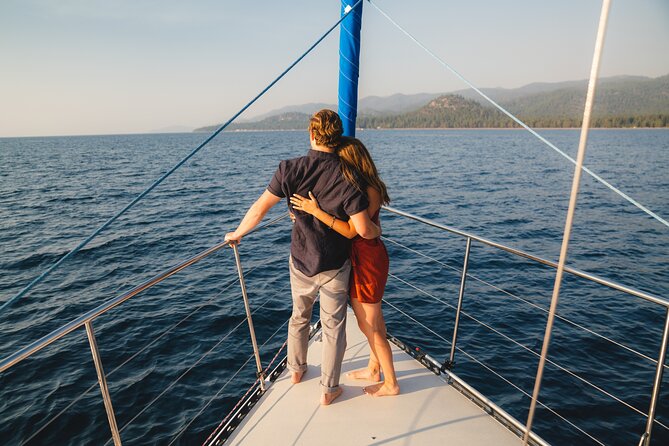 2 Hour Sailing Cruise on Lake Tahoe - Beer, wine, and the practical comfort of the boat