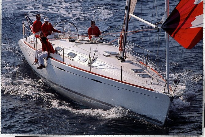 2-hour sunset tour by sailboat with aperitif. - What makes this sunset sail special