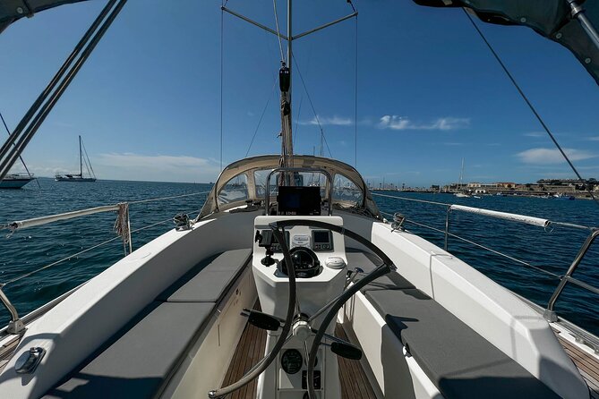 2 hours Private Sailing Experience in Cascais - Boca do Inferno and the force of the Atlantic