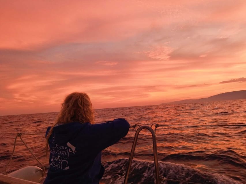 2 hours sunset sailing in a sailboat in Platja d'Aro - Key points before you book