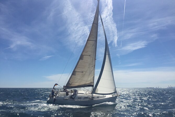 2h Sailing Tour from Barcelona. Sunset or Day Sailing experience - Montjuïc, Barceloneta, and the W Barcelona