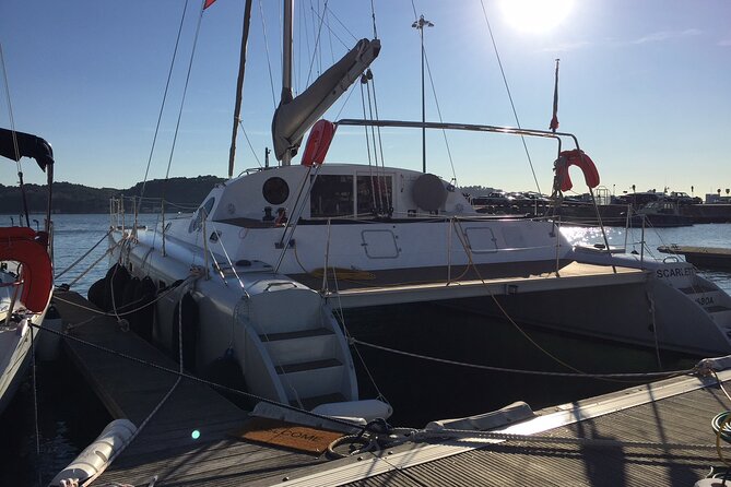 2H Tour on a Private Sailing Catamaran "Scarlett" up to 16 people - The crew and the level of commentary