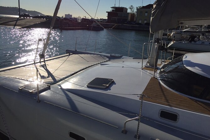 2H Tour on a Private Sailing Catamaran "Scarlett" up to 16 people - Families, couples, and special occasions