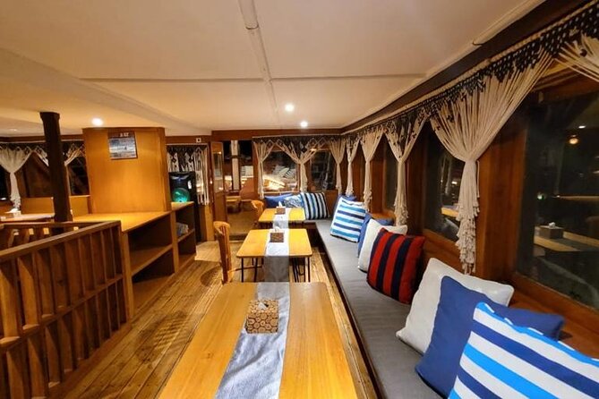 3 Days Deluxe Boat Private Cabin Sailing Trip in Komodo Island - Day one: Kelor, Manjarite, and the bat-filled evening