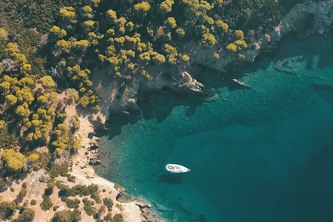 3-Hour Private Sunset Sailing Experience in Halkidiki - Swimming and snorkeling near Kelyfos