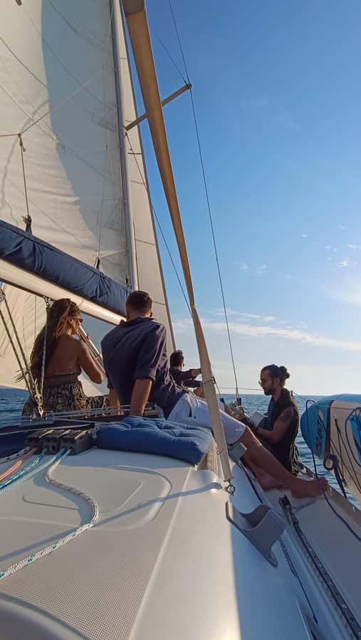 3 hrs Sailboat sea adventure in Dubai with Burj Khalifa view - Burj Khalifa views from the water