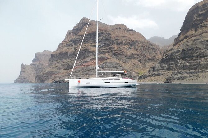 4-hour Private Sailing Tour in the South of Gran Canaria - The Tasarte stop and the snorkeling cove