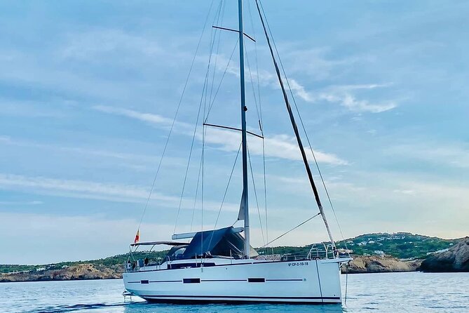 4-hour Private Sailing Tour in the South of Gran Canaria - Food, drinks, and the human touch