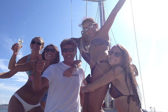 4 Hours Private Sailing Trip to Oeiras Beach - Setting Sail From Doca do Bom Sucesso
