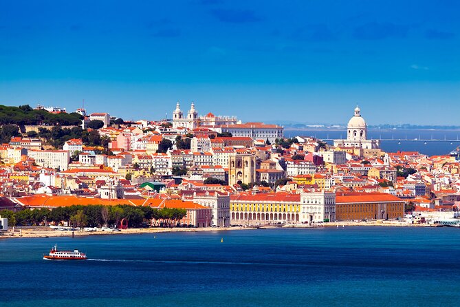4h Exclusive Sail in Lisbon: Your Private Escape - Belém’s monuments make the strongest section