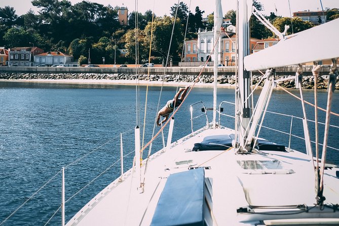 4h Private Boat Tour - Sailing, Swimming and Sunbathing - Deciding on the 25-euro barbecue
