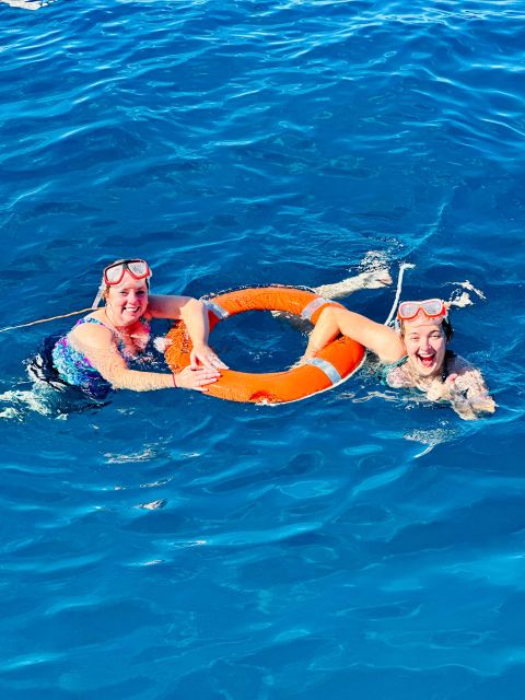 4h Shared Catamaran sailing to Papagayo Beaches (12pers max) - Swimming, snorkelling, and water gear