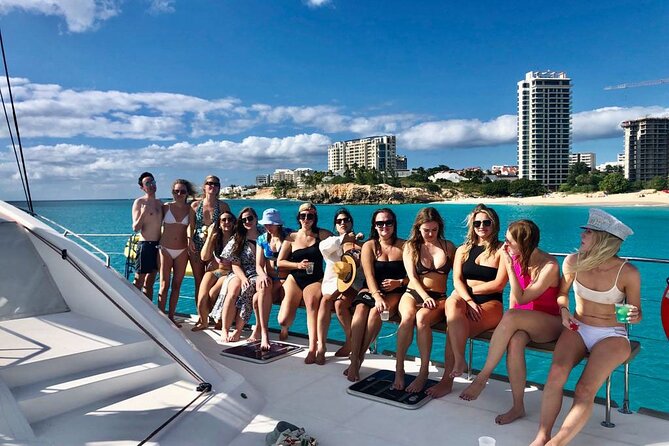 5 Hour Luxury Catamaran Day Sail in Sint Maarten on The Phoenix - Little Bay: snorkeling and the first water stop