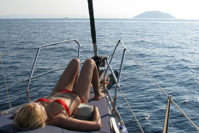 5 hours from Sithonia: Sailing trip secluded coves & Islands - Snorkeling and SUP time on the water