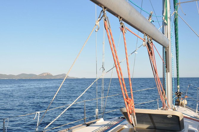 5 hours from Sithonia: Sailing trip secluded coves & Islands - Who will enjoy this boat trip most