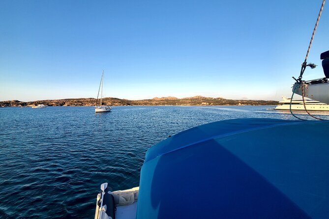 6 hours sailing tour with audio guides and typical Sardinian cuisine - Cala del Rosso, Lazzaretto, and Capo Galera