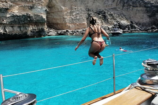 7 Hour Private Sailing Tour of Formentera Beaches - Sailing from Ibiza to S’Espalmador