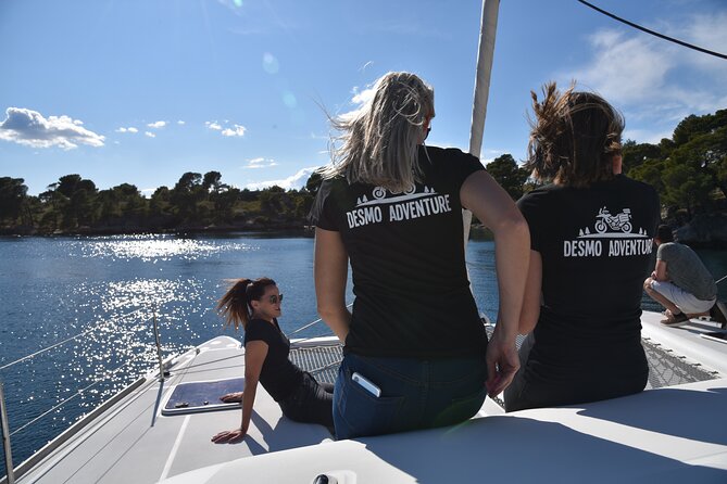 8-Day Private Sailing Tour from Split with Meals and Pickup - Day 5: Ston walls, Miloš wine, and Dubrovnik after dark