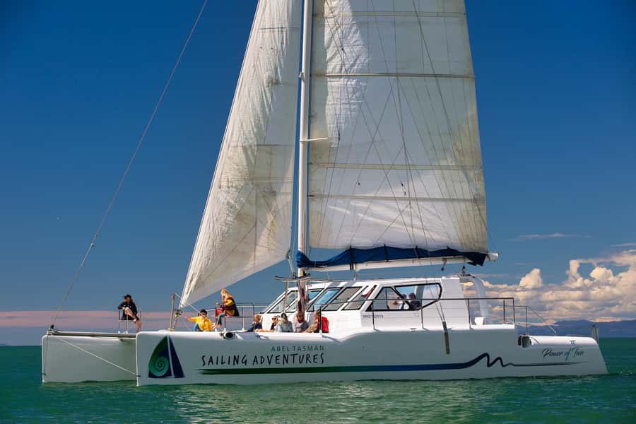 Abel Tasman National Park: Cruise, Walk & Sailing Tour - What to bring for a changeable coastal day