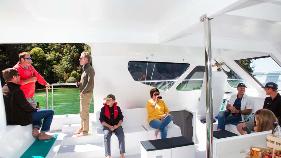 Abel Tasman National Park: Sailing and Self-Guided Walk - Who will enjoy this day most?
