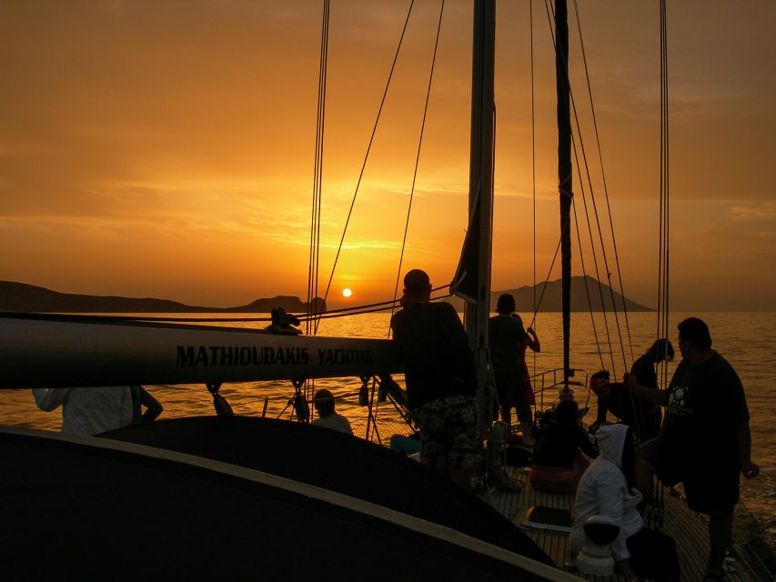 Adamas: Milos & Polyaigos Full-Day Sailboat Tour with Lunch - Starting in Adamas with a full day ahead