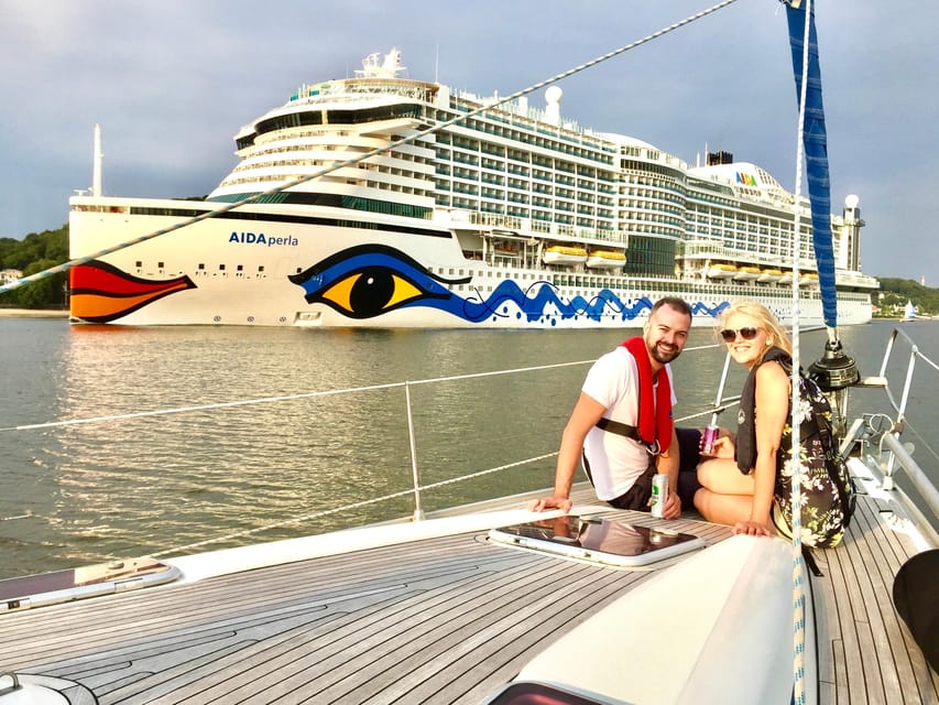 "After Work" - Sailing-Yacht Cruising Event, Hamburg/Elbe - Is $70 good value for two hours?