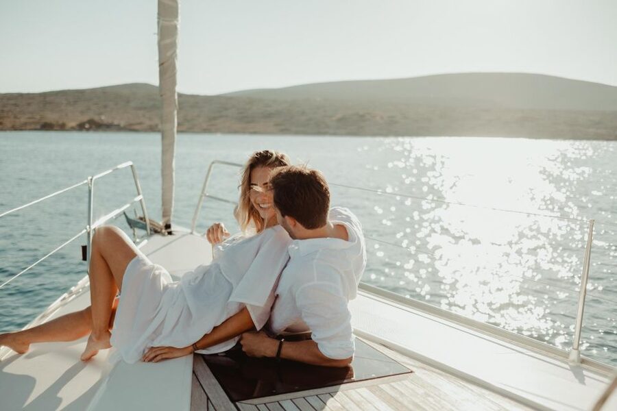 Agios Nikolaos: Mirabello Bay Sailing Cruise with Meal - One hour across Mirabello Bay