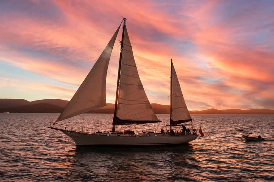 Airlie: Adults Only Sunset Sail with Aperol Spritz/Antipasto - Boarding the Lady Enid