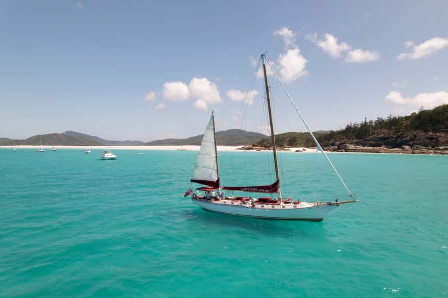 Airlie Beach: Adults-Only Whitehaven Beach Sailing Tour - Key points to know before you book