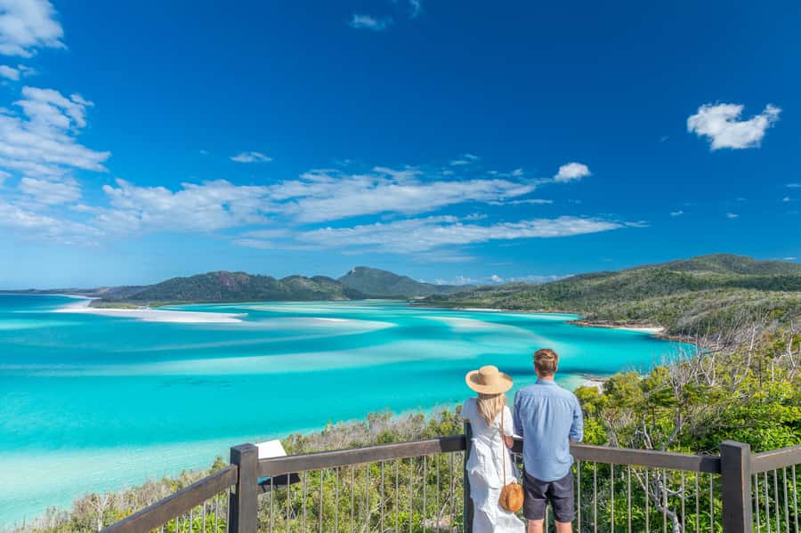 Airlie Beach: Adults-Only Whitehaven Beach Sailing Tour - Lunch onboard, then an optional reef stop