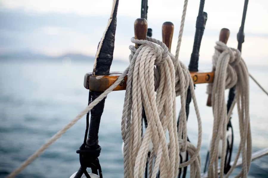 Airlie Beach: Providence Whitsundays Tallship Sunset Sail - Boarding with bubbles and settling into the cruise