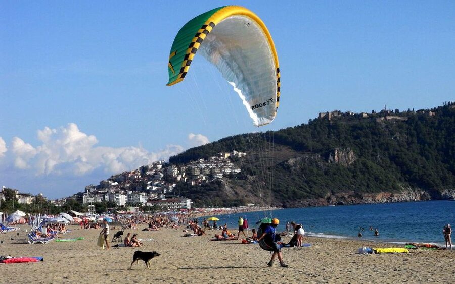 Alanya Paragliding Adventure Sail the Skies - Cleopatra Beach and the return transfer