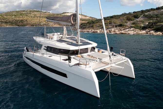 Albufeira: 2h30 Sunset Sailing Experience - "Unwind" - What the scenery feels like from the water