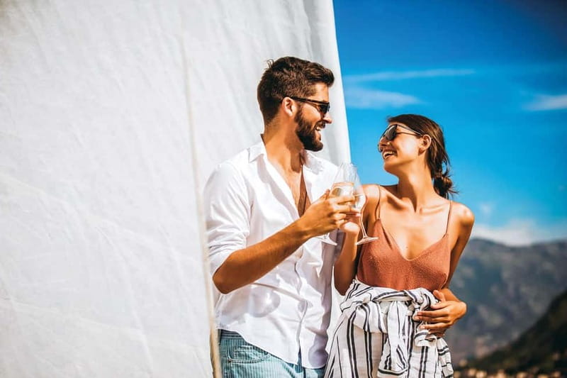 Albufeira: Algarve Sunset Sailing Experience - Tasting Algarve Wine Three Glasses at a Time