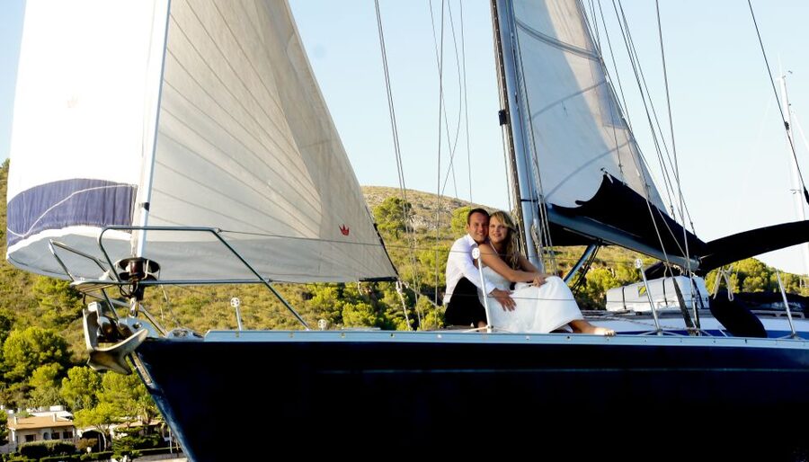 Alcudia: Romantic Sailing Trip with Diner for 2 - Key details before you book