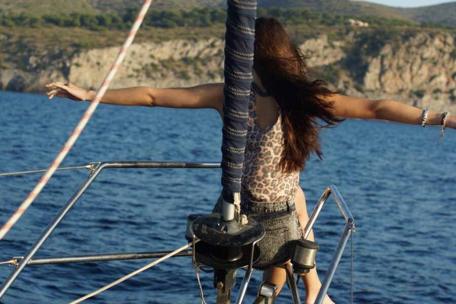 Alcudia: Romantic Sailing Trip with Diner for 2 - Who will enjoy this private yacht outing?