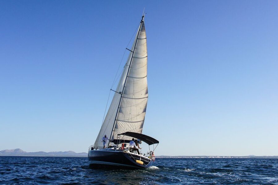 Alcudia: Sailing Yacht Excursion with Wine & Tapas - Sailing from Alcudia toward Cap de Formentor