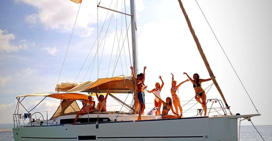 Daily Sailing Experience with lunch onboard