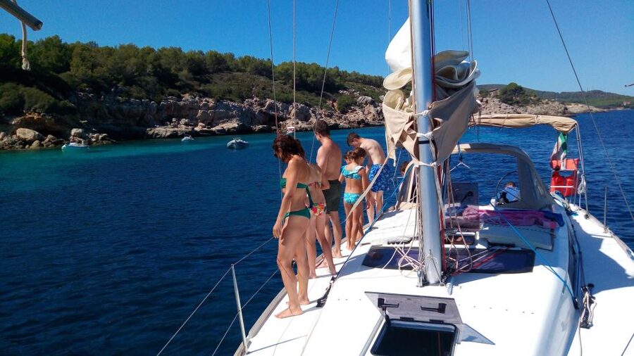 Alghero: Daily Sailing Experience with lunch onboard - Capo Caccia from the water