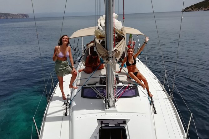 Alghero - Sailboat trip with lunch on board, - Capo Caccia and Isola Piana: the main coastal draw