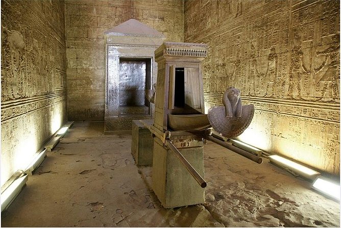 Amazing Sailing Nile cruise from Luxor for 2 Nights - Abu Simbel requires an early road trip