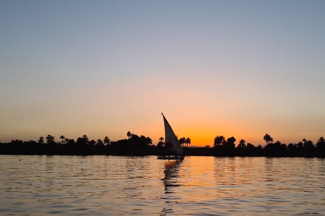 Amazing Sunset sailing by Felucca in Luxor -2 Hours (Private) - Sunset, tea, and the changing mood