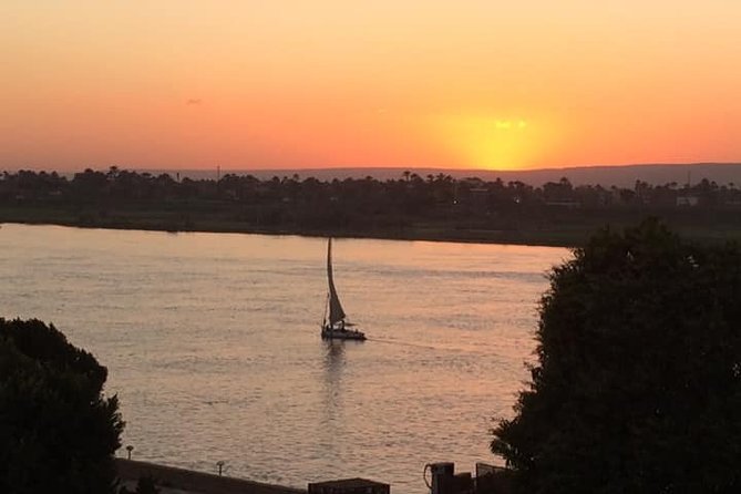 Amazing Sunset sailing by Felucca in Luxor -2 Hours (Private) - How wind and weather can change the ride