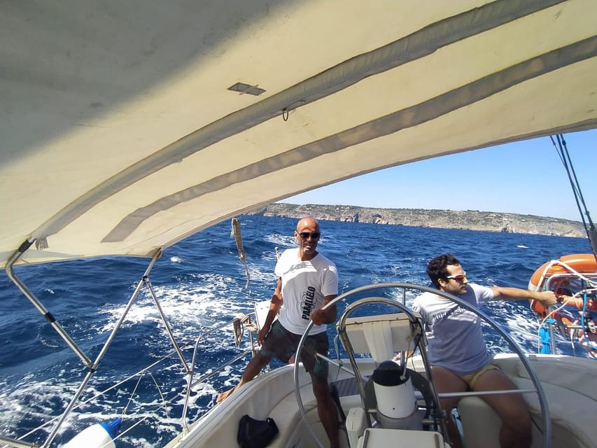 Apulia: sailing boat tour with aperitif - The Adriatic coast and the Cave of Wonders